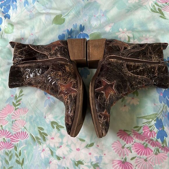 Sheridan Mia Ankle Booties Star Cutouts 36 - Picture 2 of 9